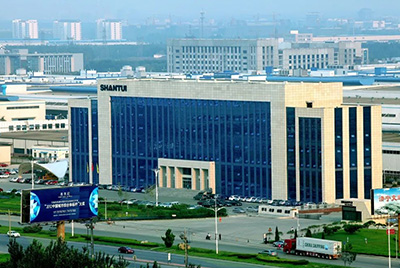 山東省正式發(fā)布首批223家“好品山東”品牌名單，“山推牌”推土機，壓路機、裝載機與履帶底盤、傳動系統(tǒng)獲得認(rèn)可，榮登首批榜單。